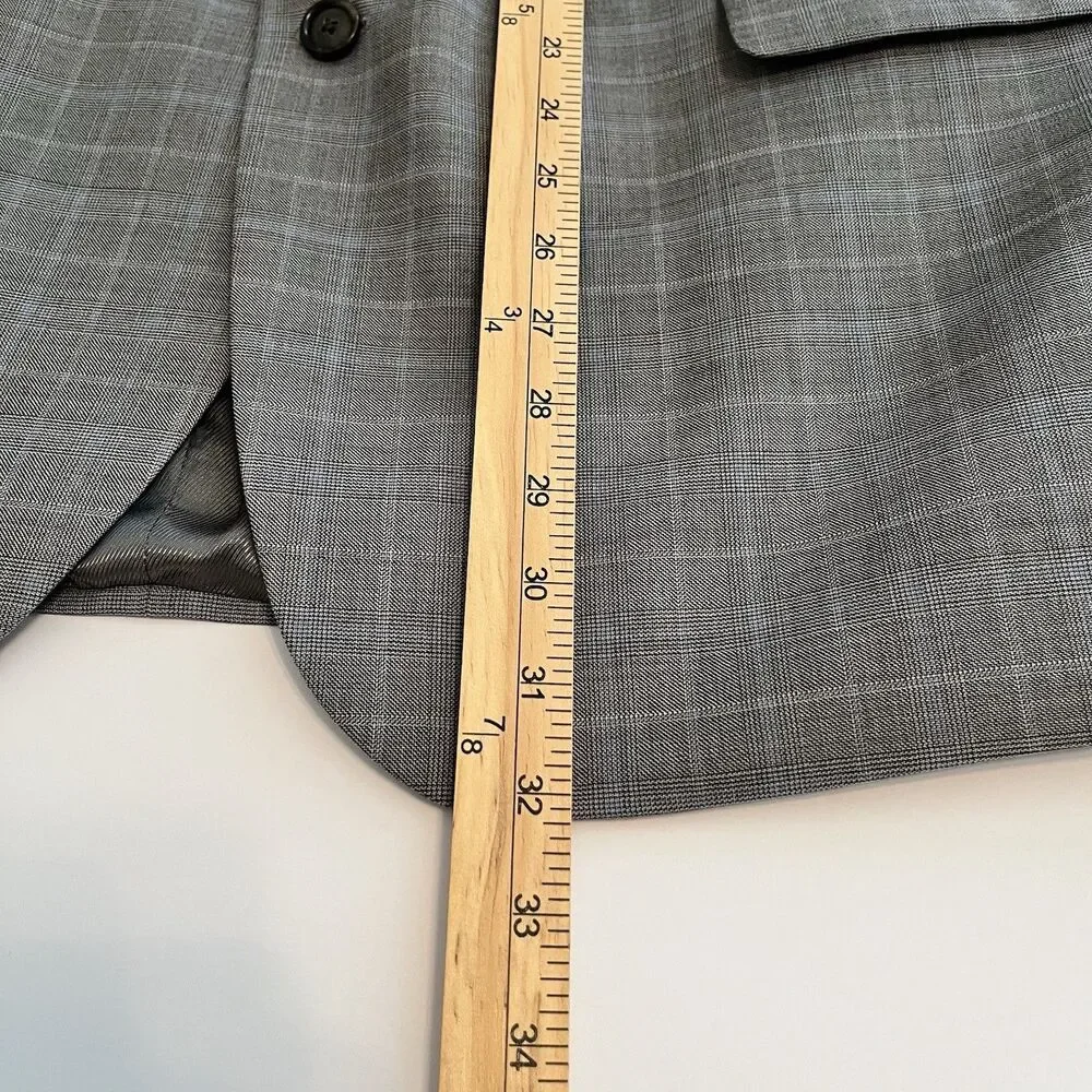Stafford Classic Fit Travel Grey Glen Plaid Blazer Sport Coat Size 46R  2 Button